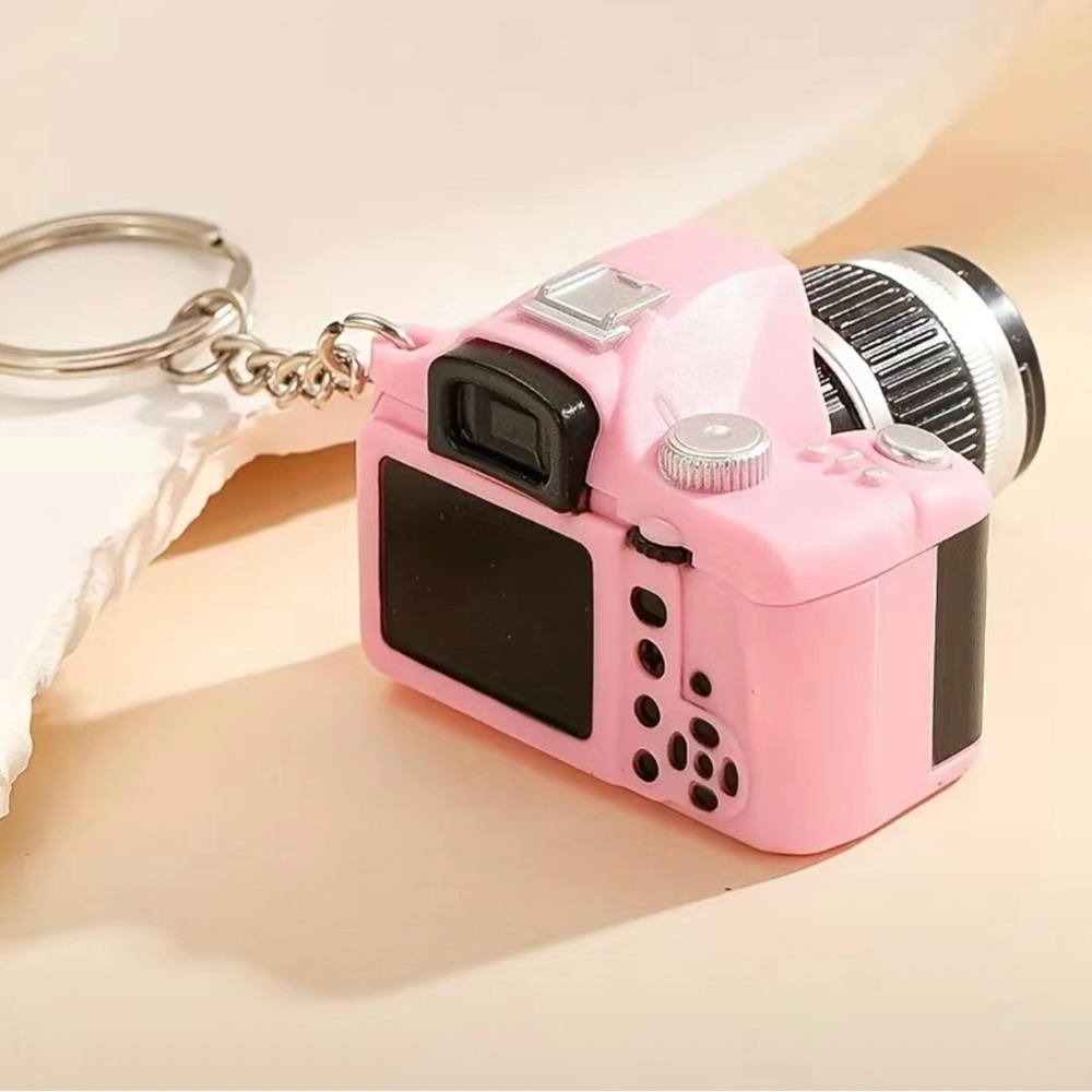 Camera Keychain,‎ Pink​ - Picture 2 of 3